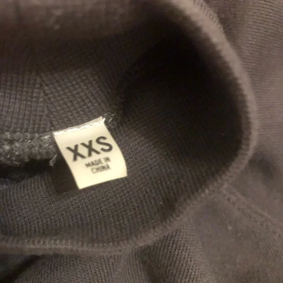 Essentials Fear of God Short Sleeve Sweatshirt - Picture 8 of 16